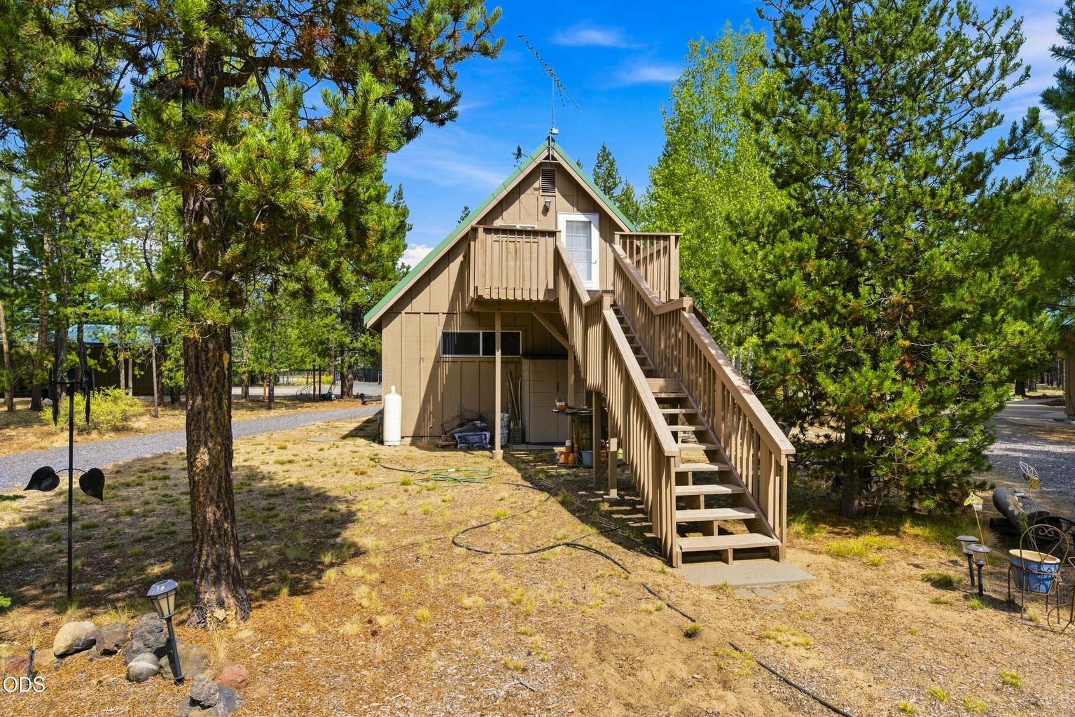 Separate Garage with Loft