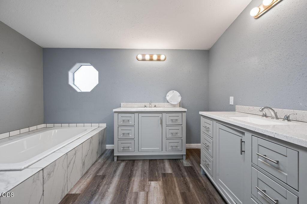 Photo of 101 NE Daisy Street 21 of 34