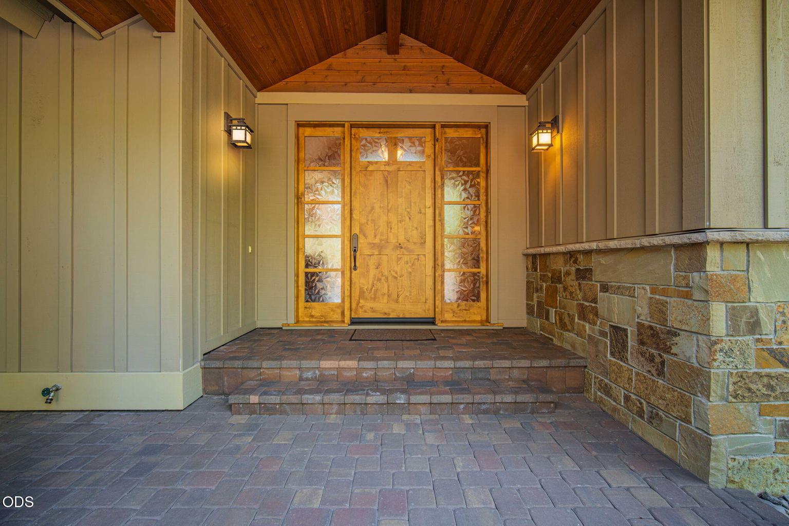 Photo of 56311 Fireglass Loop 3 of 49