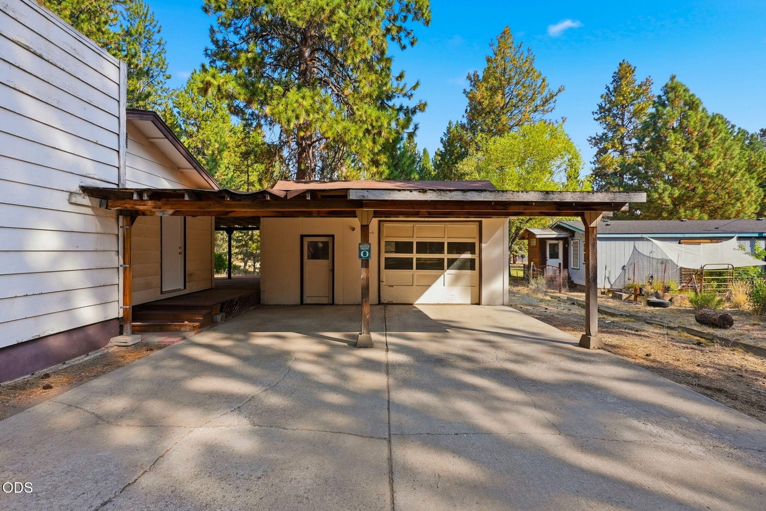 Photo of 19092 Shoshone Road 16 of 23