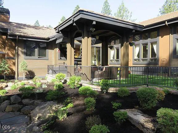 Photo of 61858 Bunker Hill Court 3 of 33