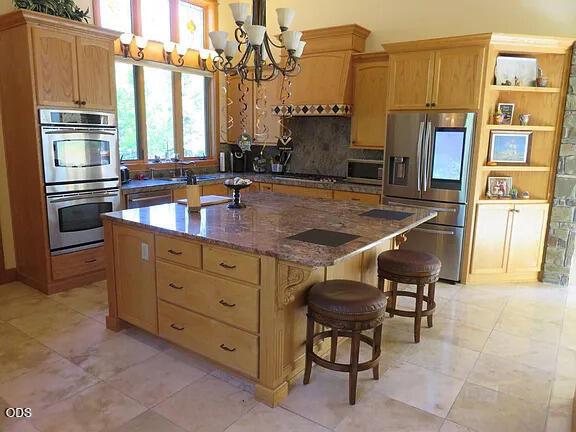 Photo of 61858 Bunker Hill Court 15 of 33