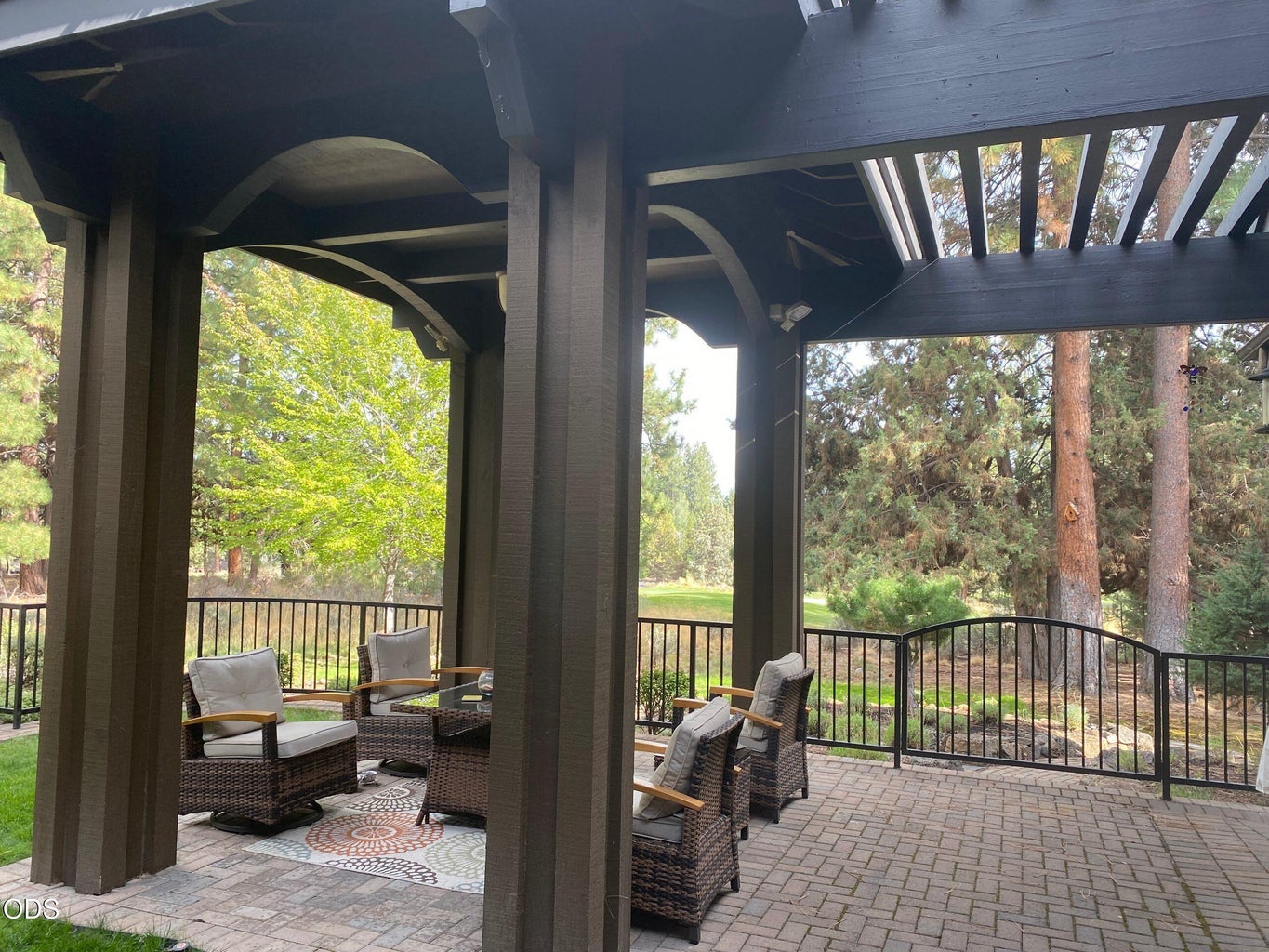 Photo of 61858 Bunker Hill Court 4 of 33