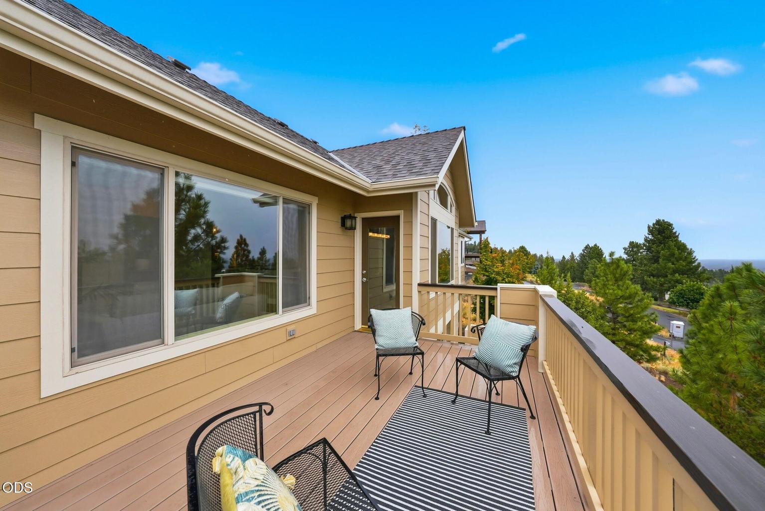 Multiple decks for outdoor entertaining
