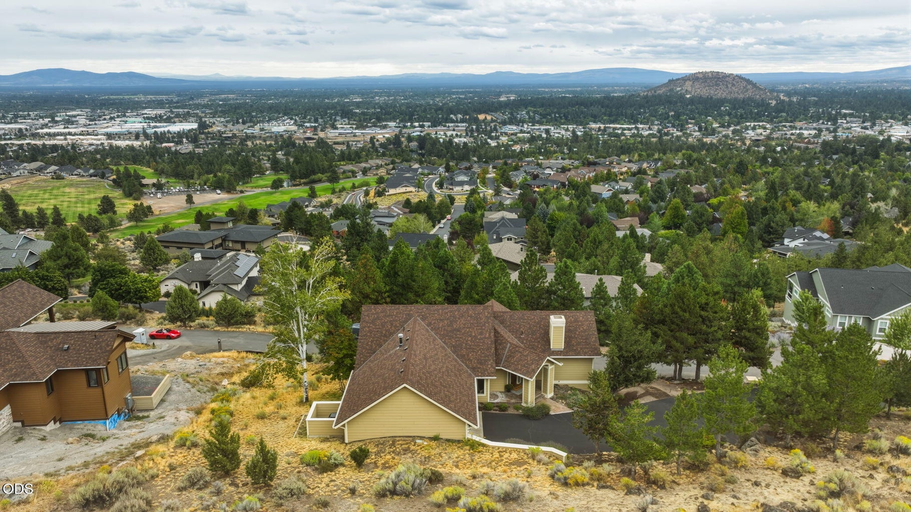Private Awbrey Butte Setting