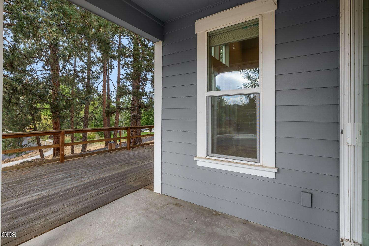 Photo of 904 E Horse Back Trail 29 of 40