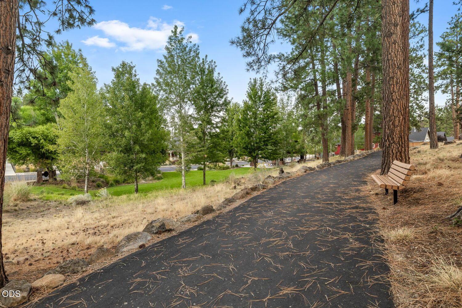 Photo of 904 E Horse Back Trail 34 of 40