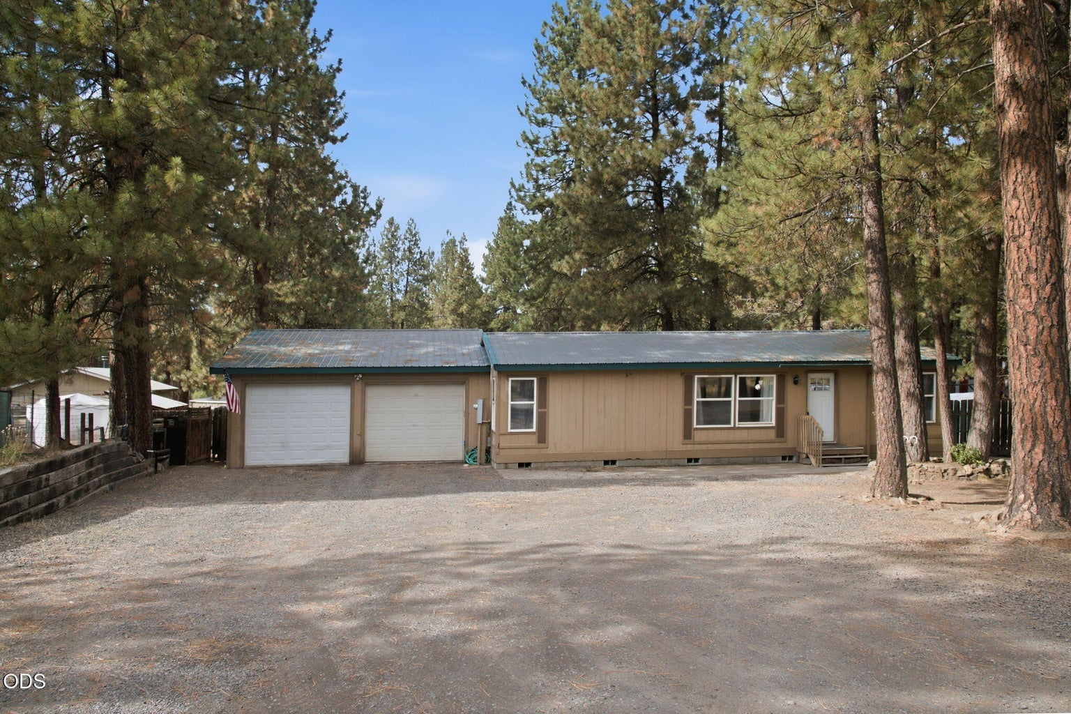 Photo of 19580 River Woods Drive 1 of 25