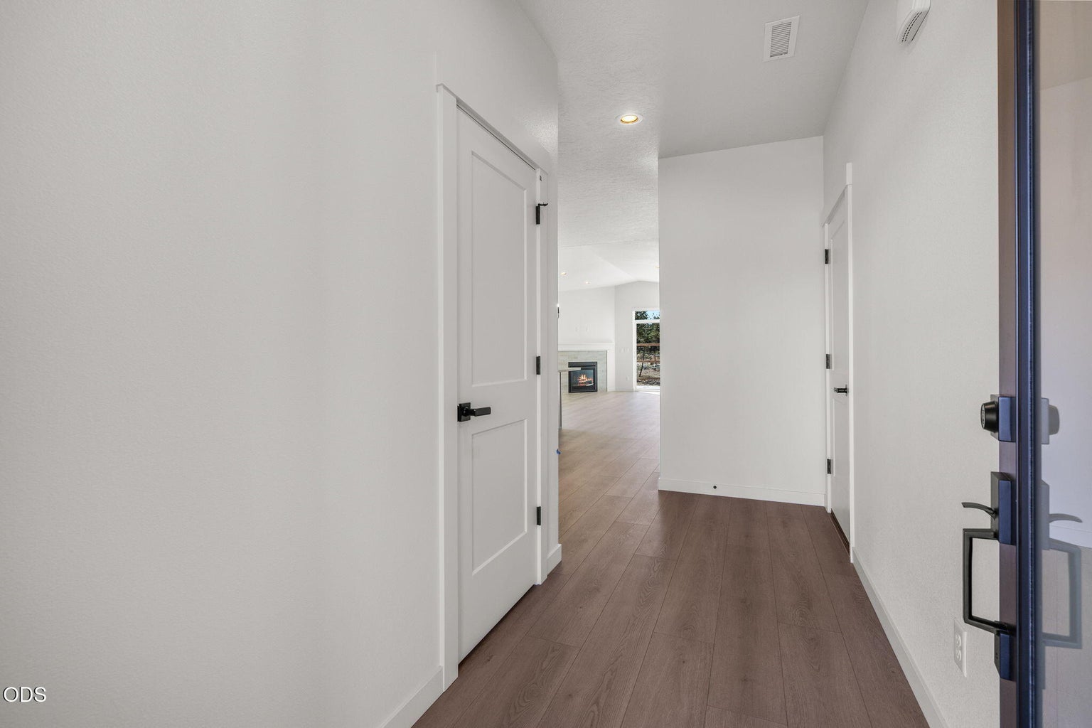 Photo of 16651 Neil Lane 5 of 43