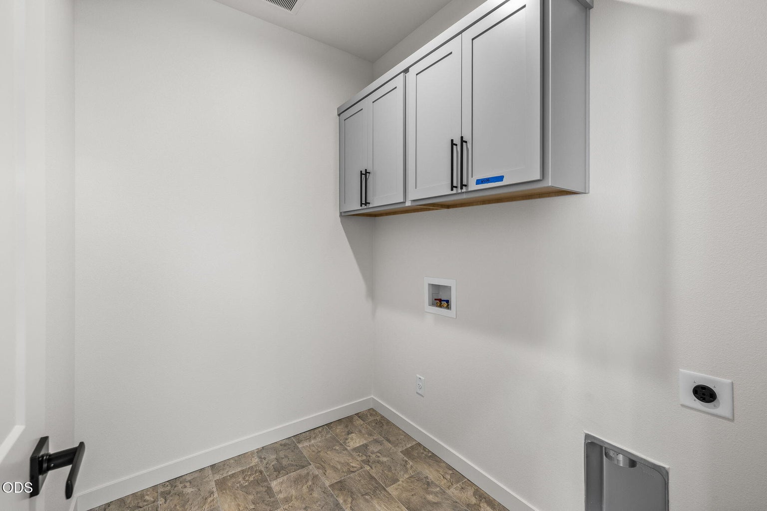 Photo of 16651 Neil Lane 34 of 43