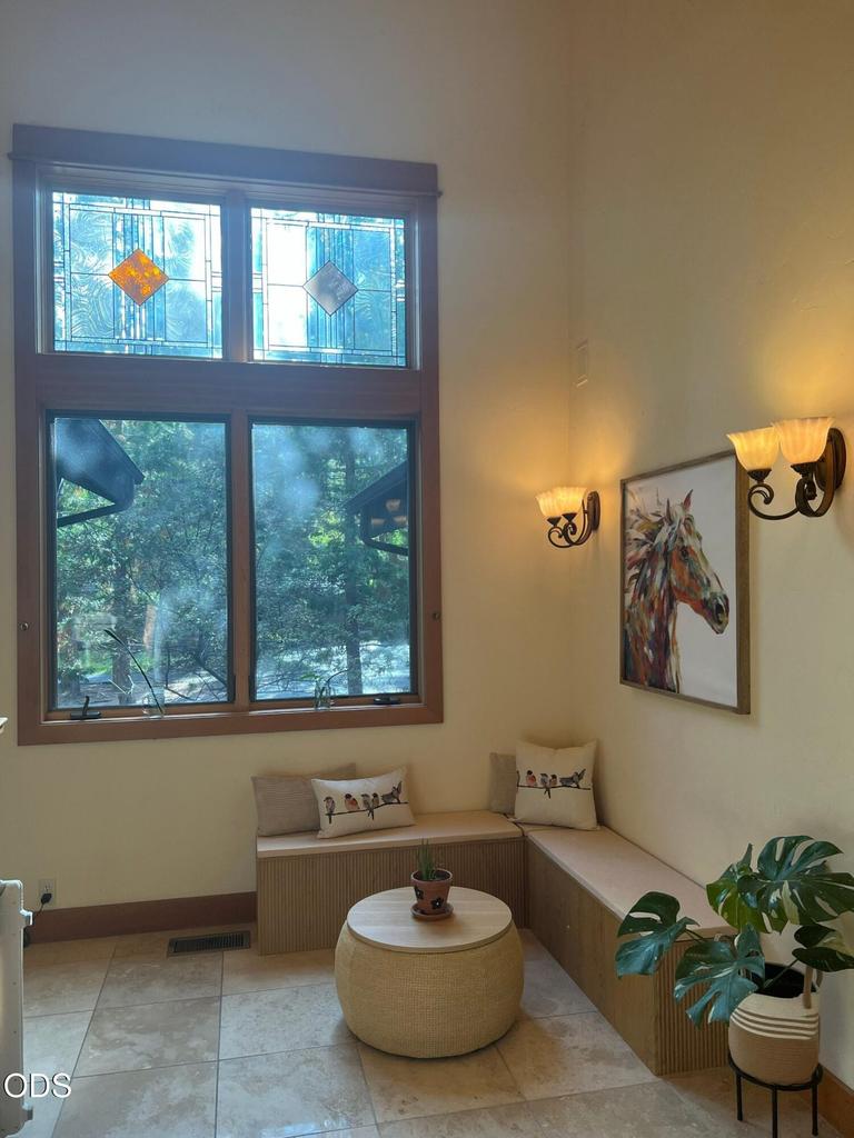 Photo of 61858 Bunker Hill Court 17 of 33