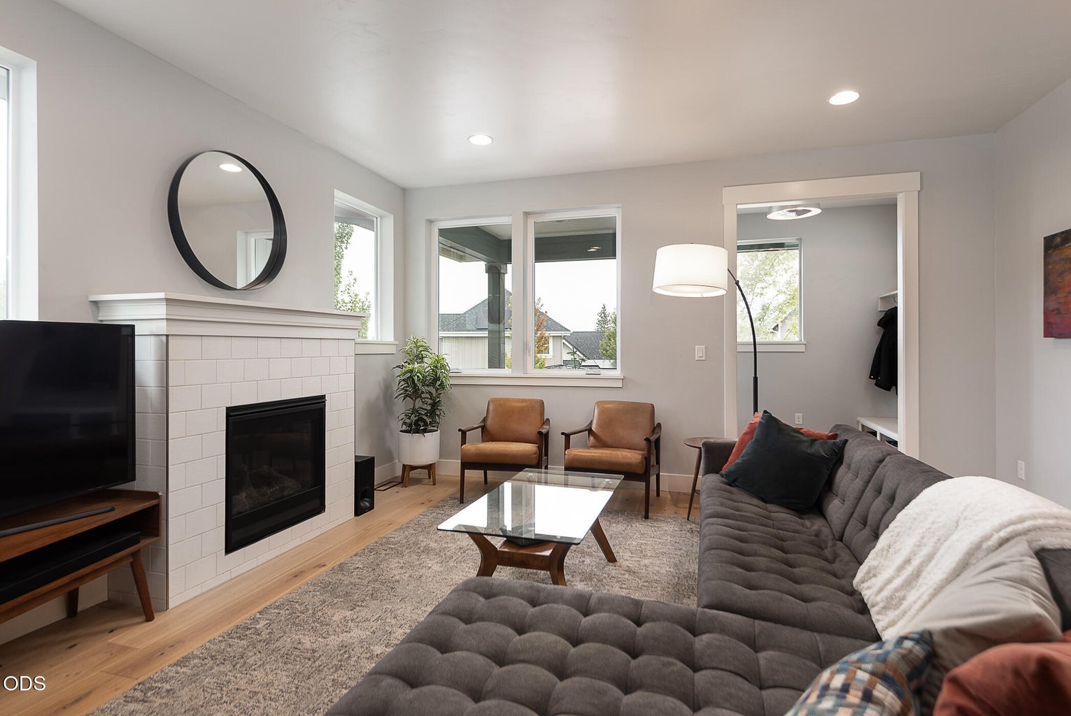 Photo of 20671 SE Cougar Peak Drive 5 of 32