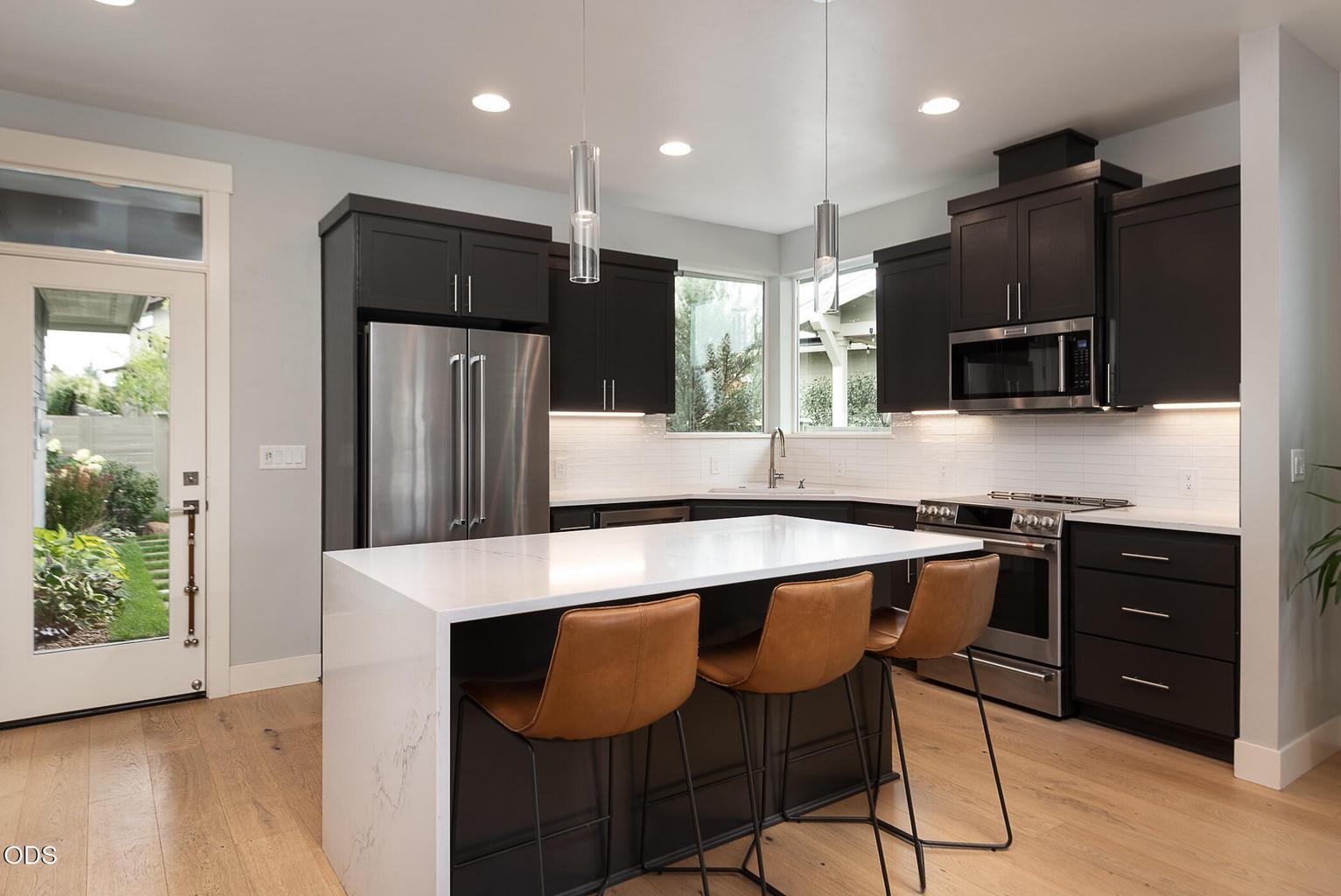 Photo of 20671 SE Cougar Peak Drive 9 of 32