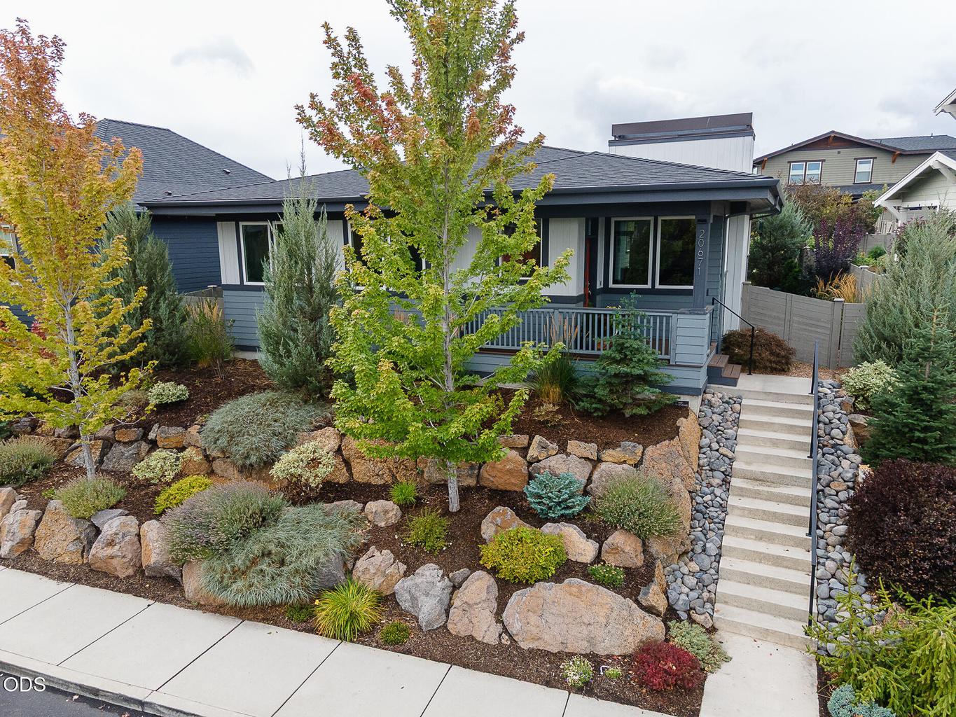 Photo of 20671 SE Cougar Peak Drive 32 of 32