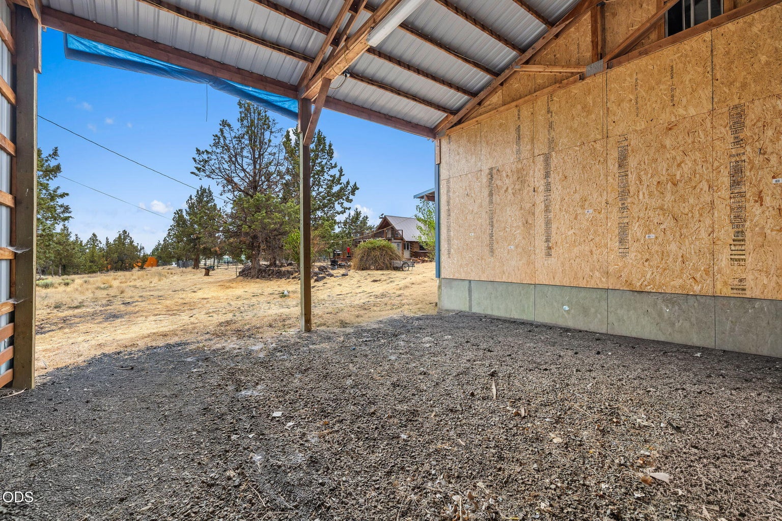 Photo of 14951 SE Cayuse Road 35 of 38