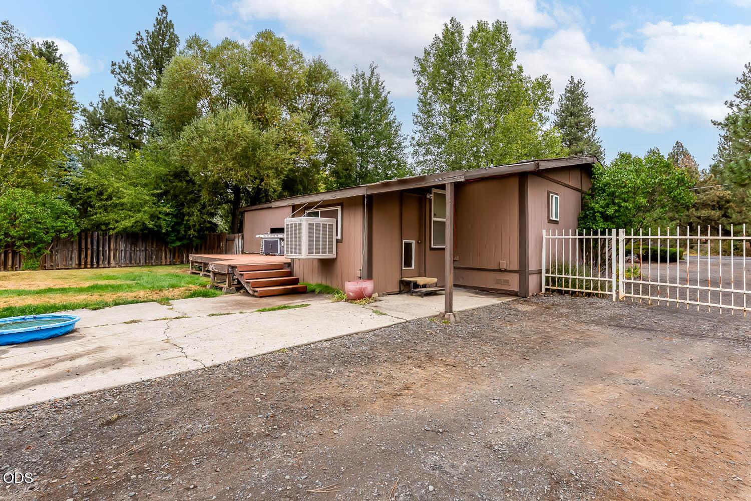 Photo of 59865 Cheyenne Road 22 of 44