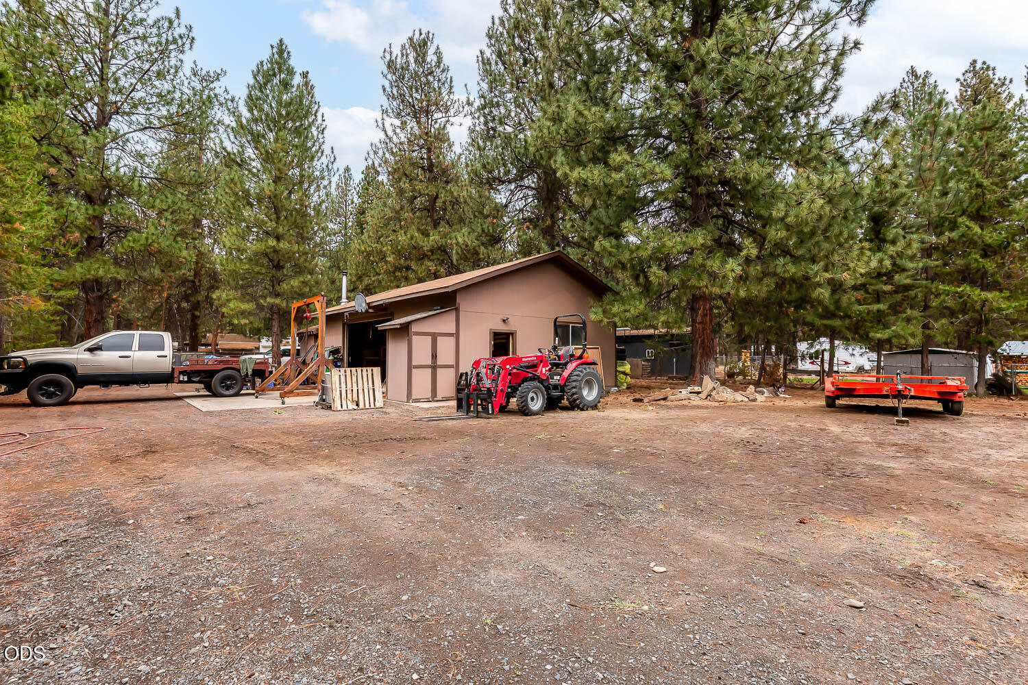 Photo of 59865 Cheyenne Road 40 of 44