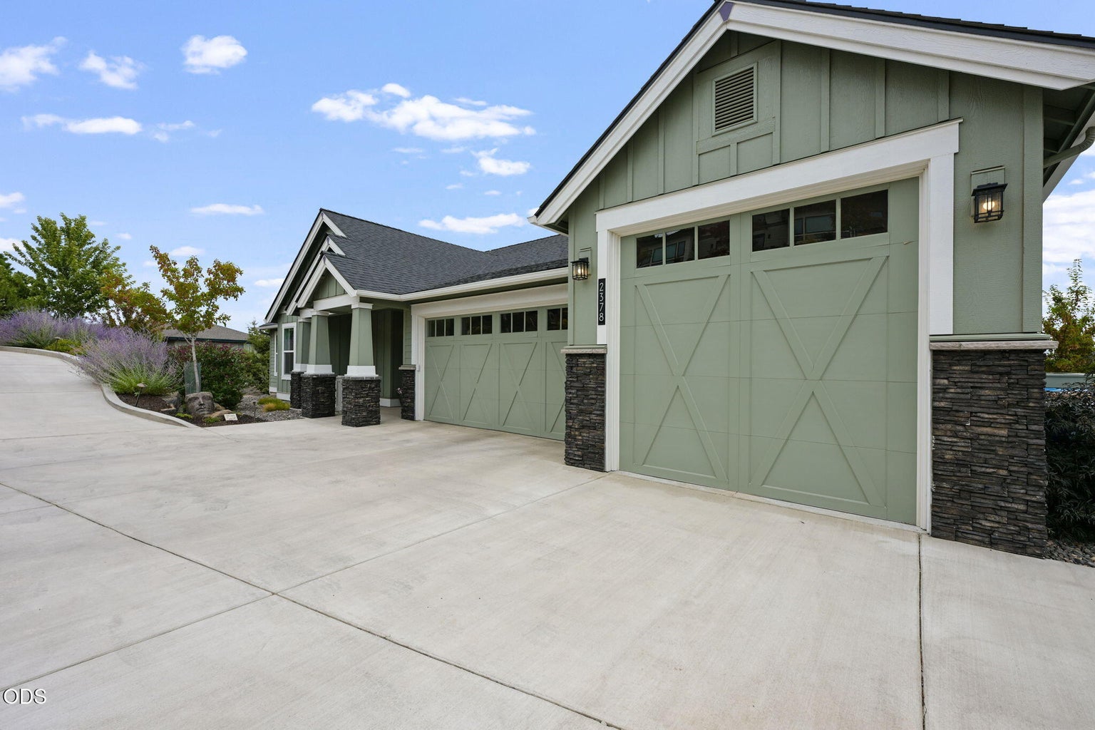 Photo of 2378 NW Wyeth Place 44 of 44