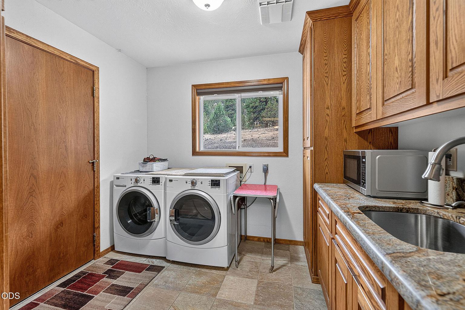 Photo of 3335 NE McKay Creek Road 16 of 50