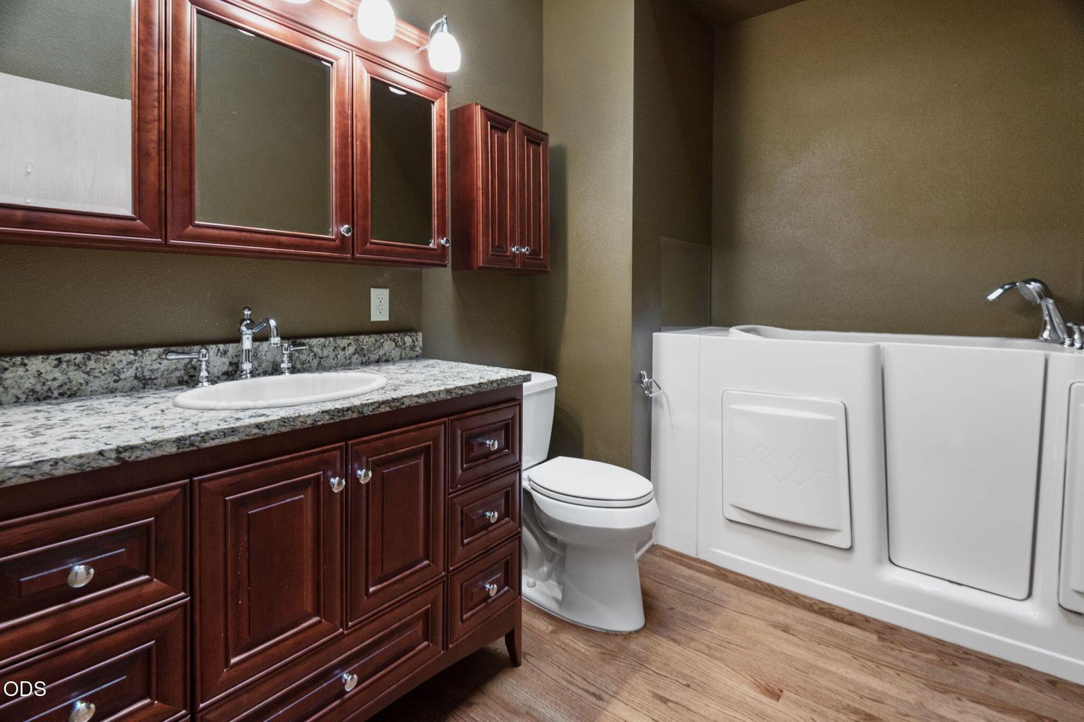 Photo of 60750 Breckenridge Street 16 of 27