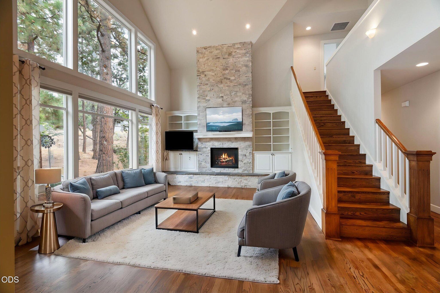 Photo of 2530 NW Peoples Court 5 of 39