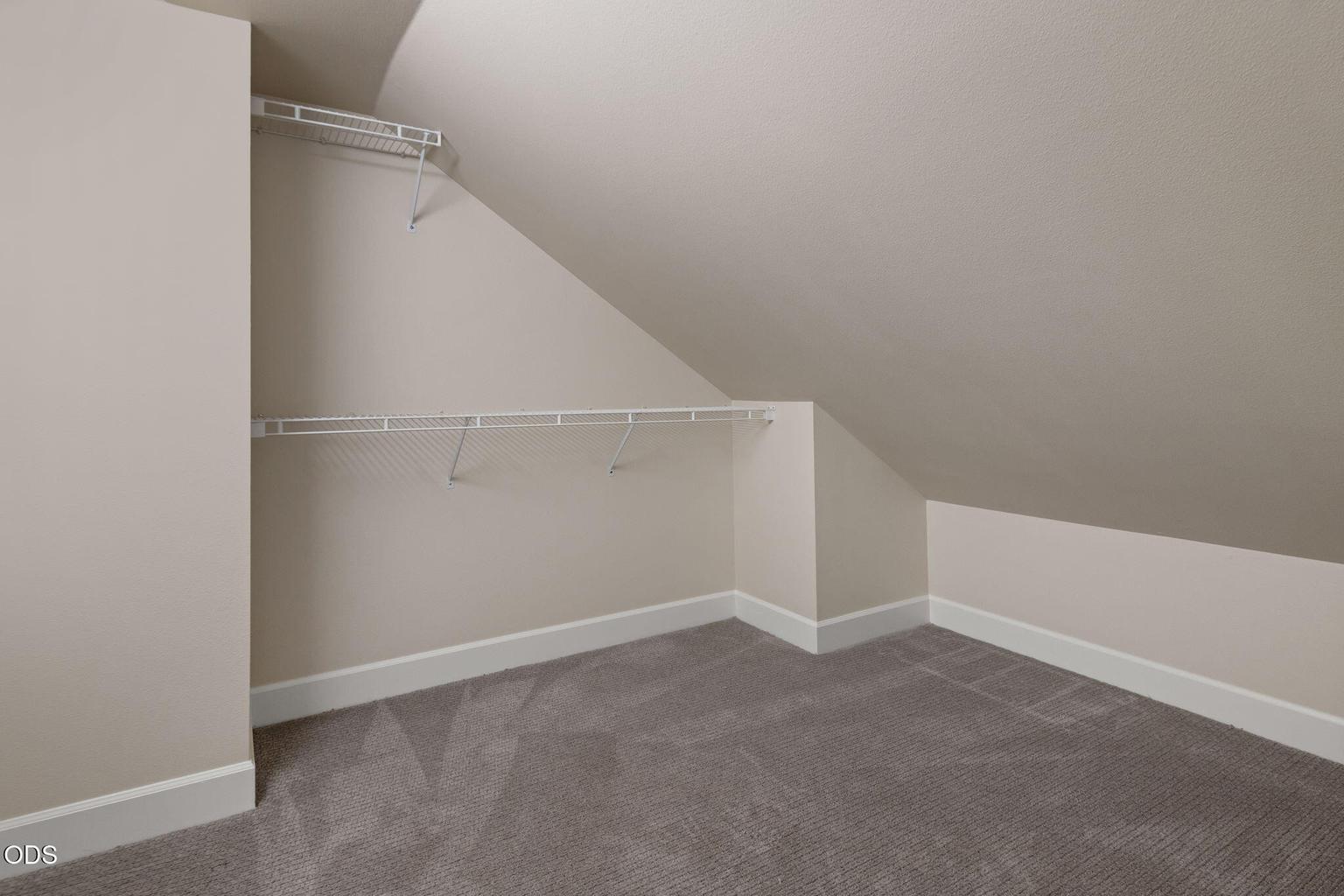 Photo of 2530 NW Peoples Court 29 of 39