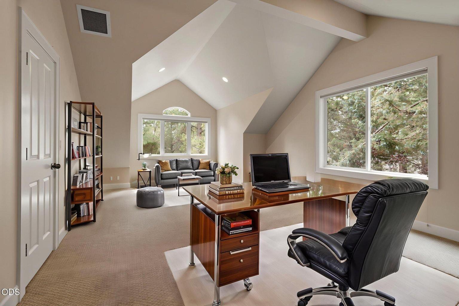 Photo of 2530 NW Peoples Court 30 of 39