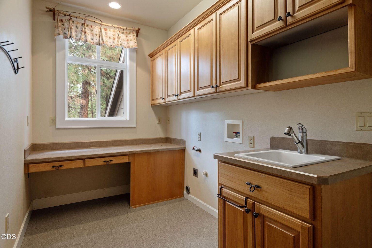 Photo of 2530 NW Peoples Court 32 of 39