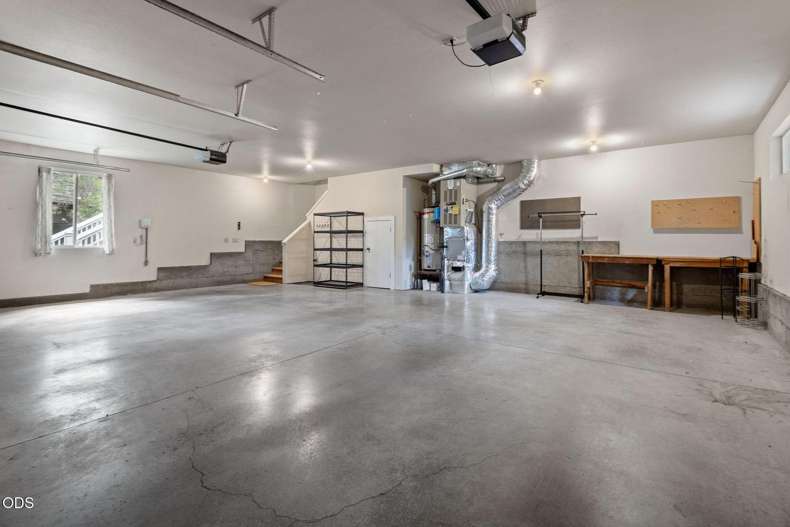 Photo of 2530 NW Peoples Court 34 of 39
