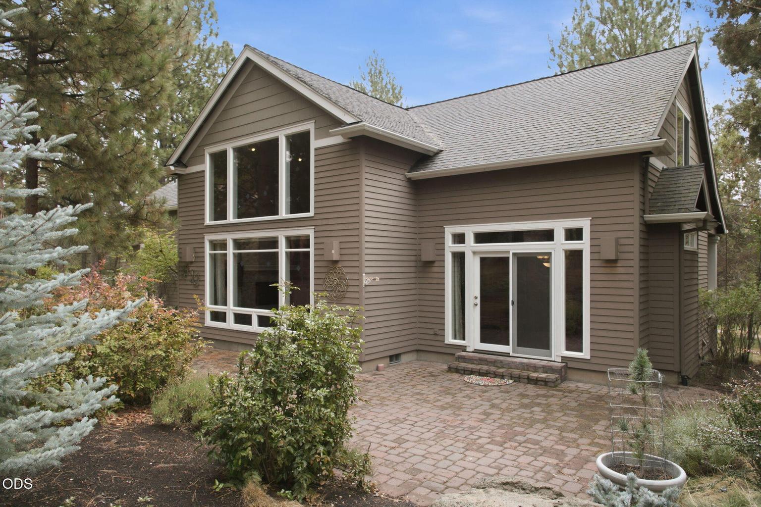 Photo of 2530 NW Peoples Court 35 of 39