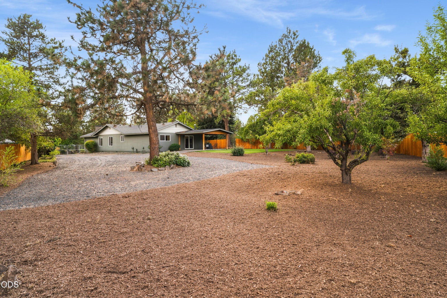 Photo of 61573 Twin Lakes Loop 44 of 50