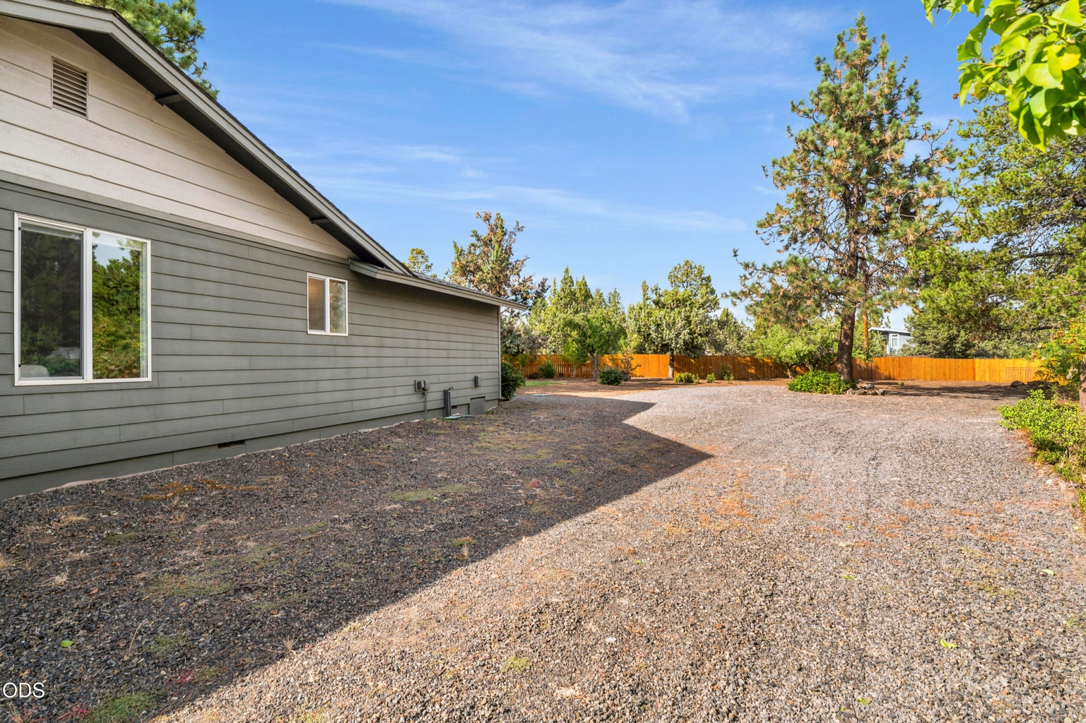 Photo of 61573 Twin Lakes Loop 47 of 50