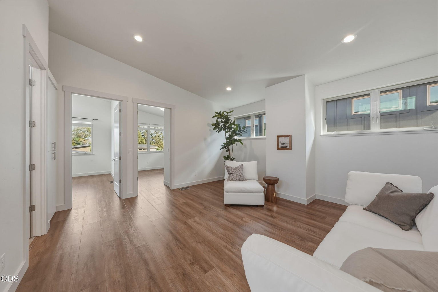 Large loft / bonus area upstairs!