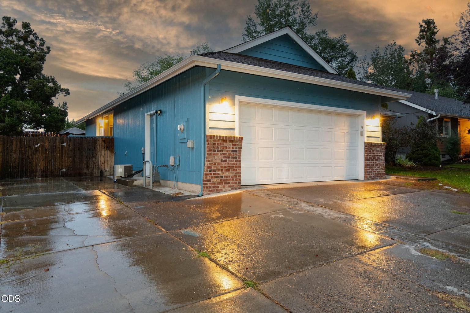 Equipped w/30 amp RV Electrical service.