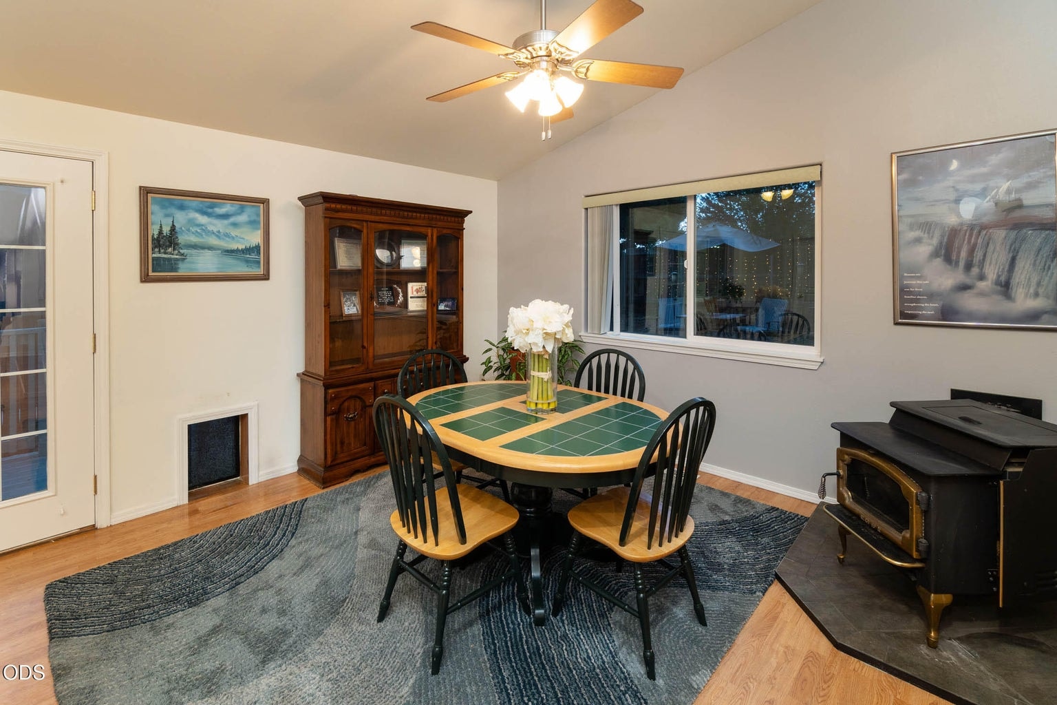 Photo of 786 NE Tierra Road 12 of 20