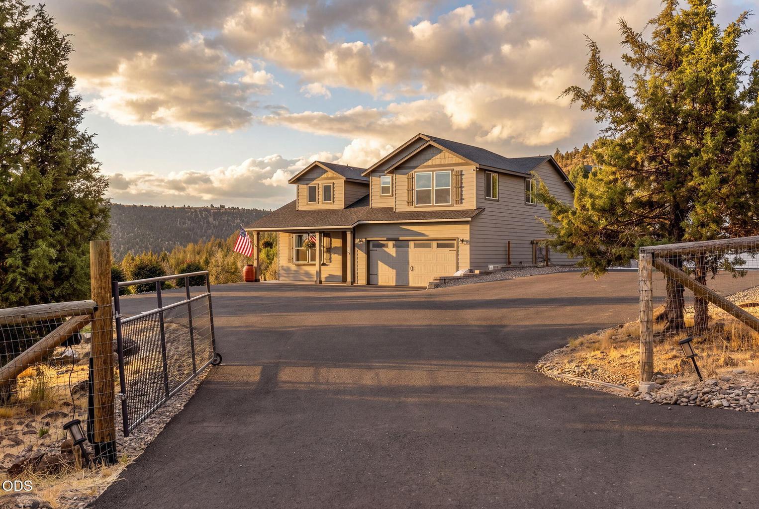 Photo of 7220 SE Night Hawk Court 36 of 50