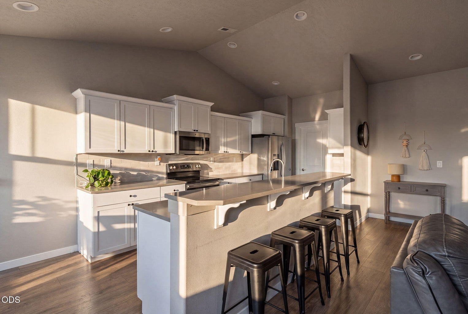 Photo of 7220 SE Night Hawk Court 10 of 50