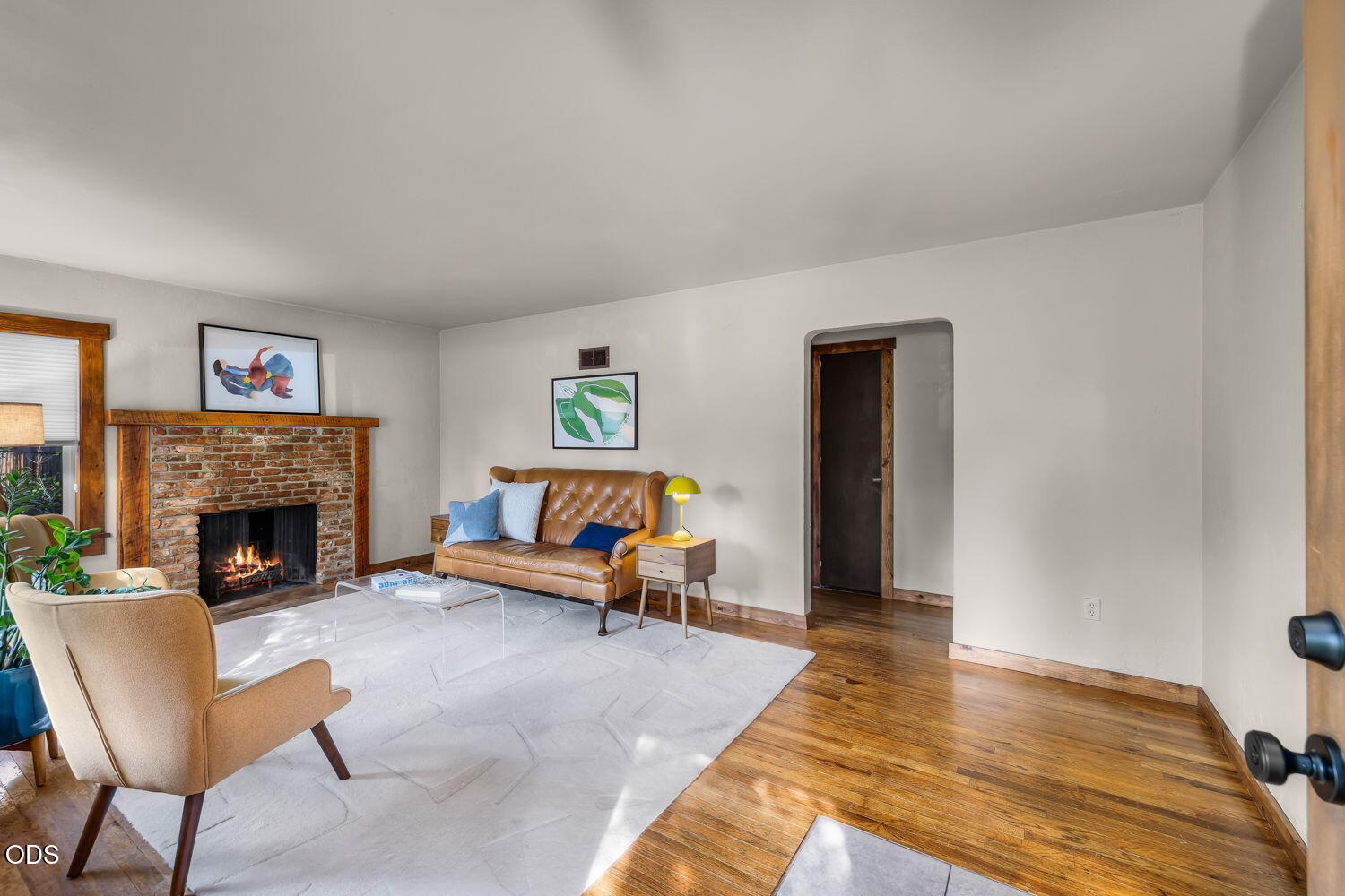 Photo of 932 NE 10th Street 9 of 50