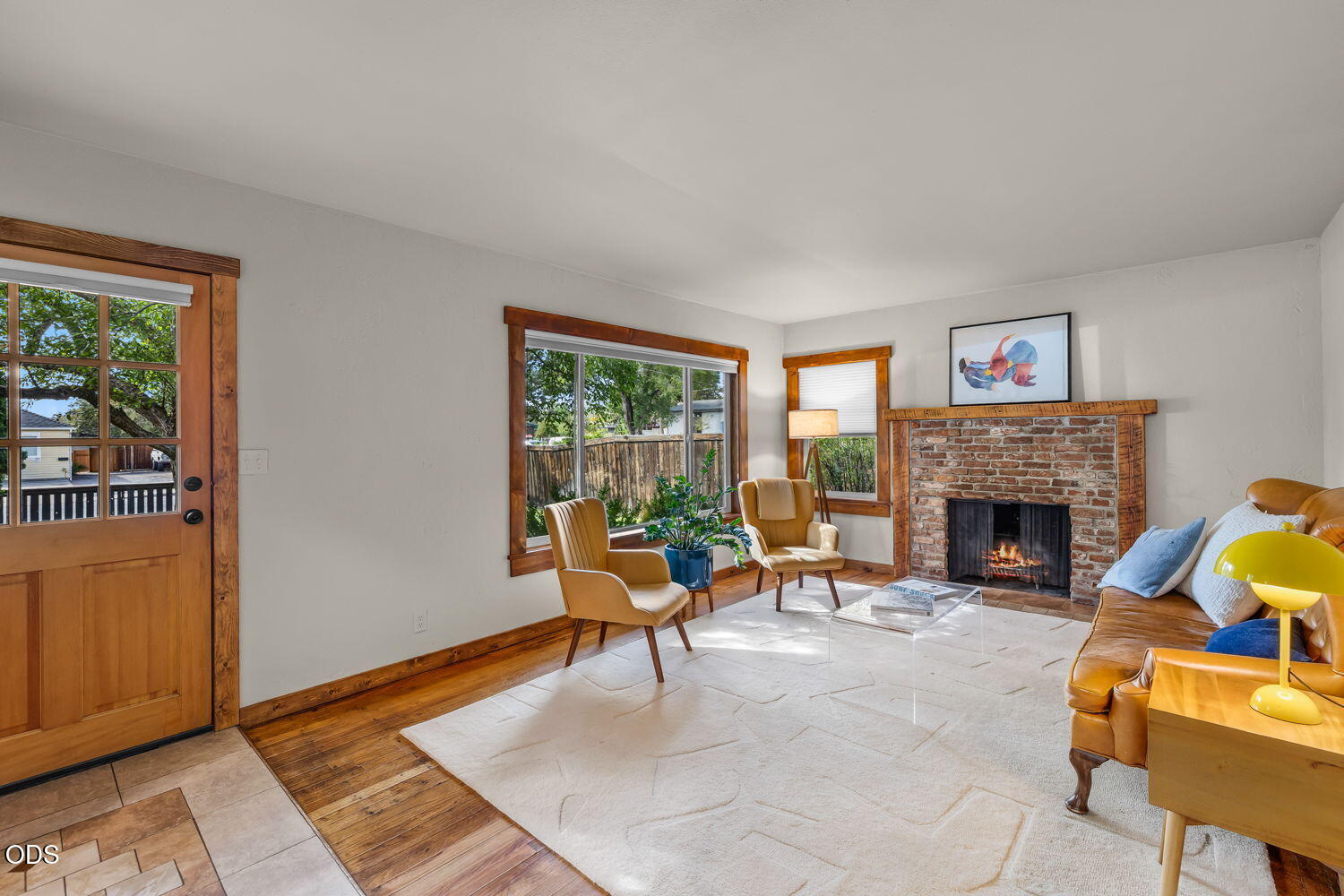 Photo of 932 NE 10th Street 10 of 50