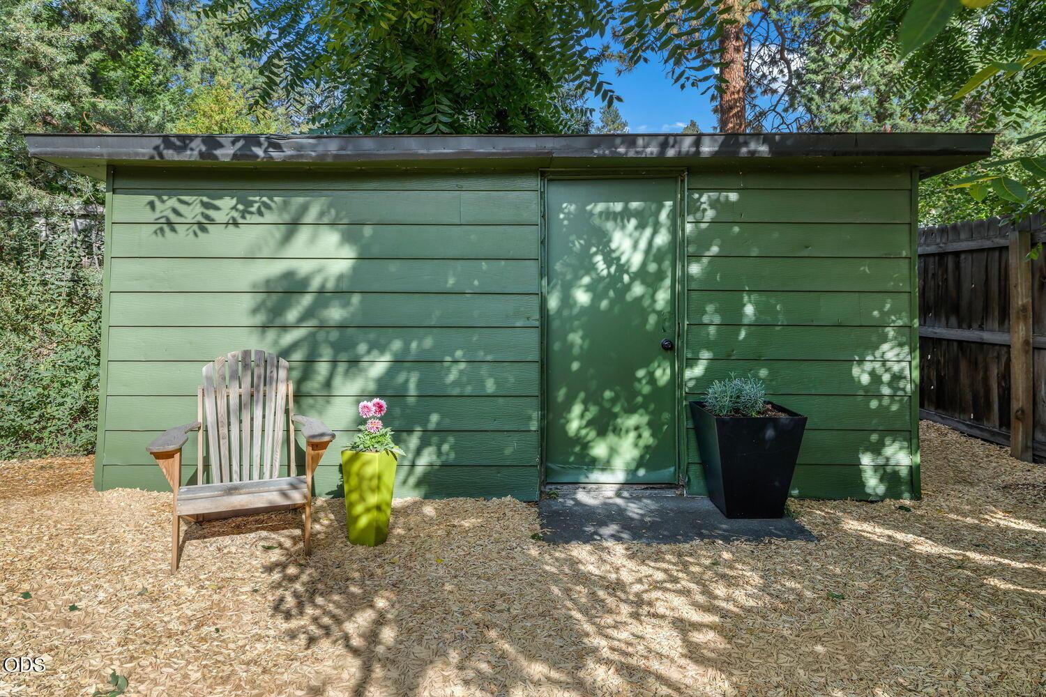 Photo of 932 NE 10th Street 40 of 50