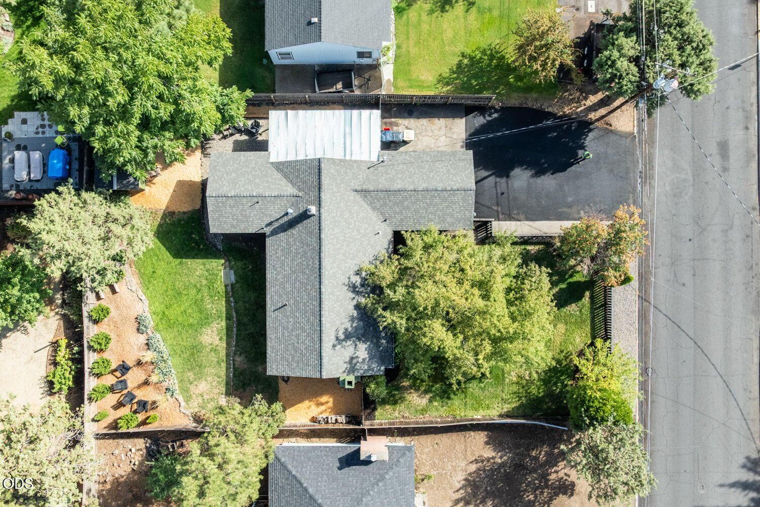 Photo of 932 NE 10th Street 42 of 50