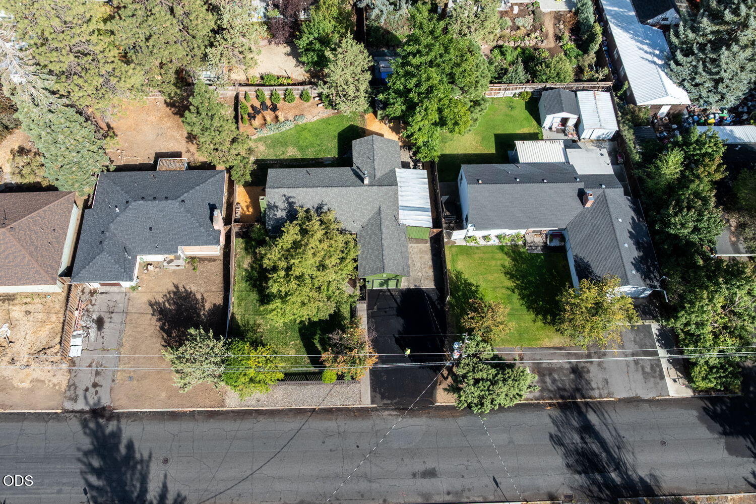 Photo of 932 NE 10th Street 43 of 50