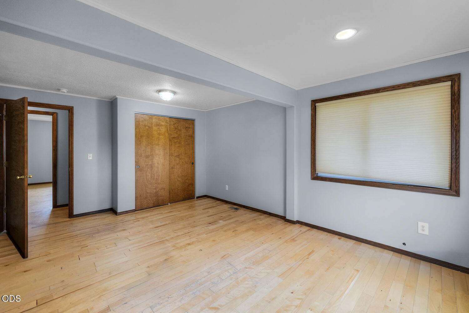 Photo of 1287 NE Mountain Ash Road 11 of 30