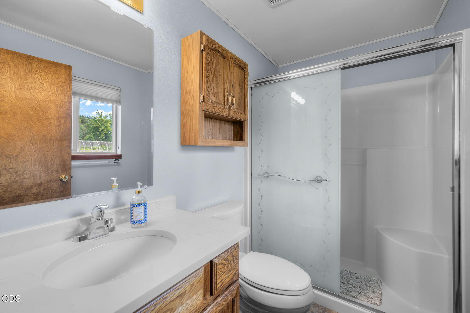 Photo of 1287 NE Mountain Ash Road 16 of 30