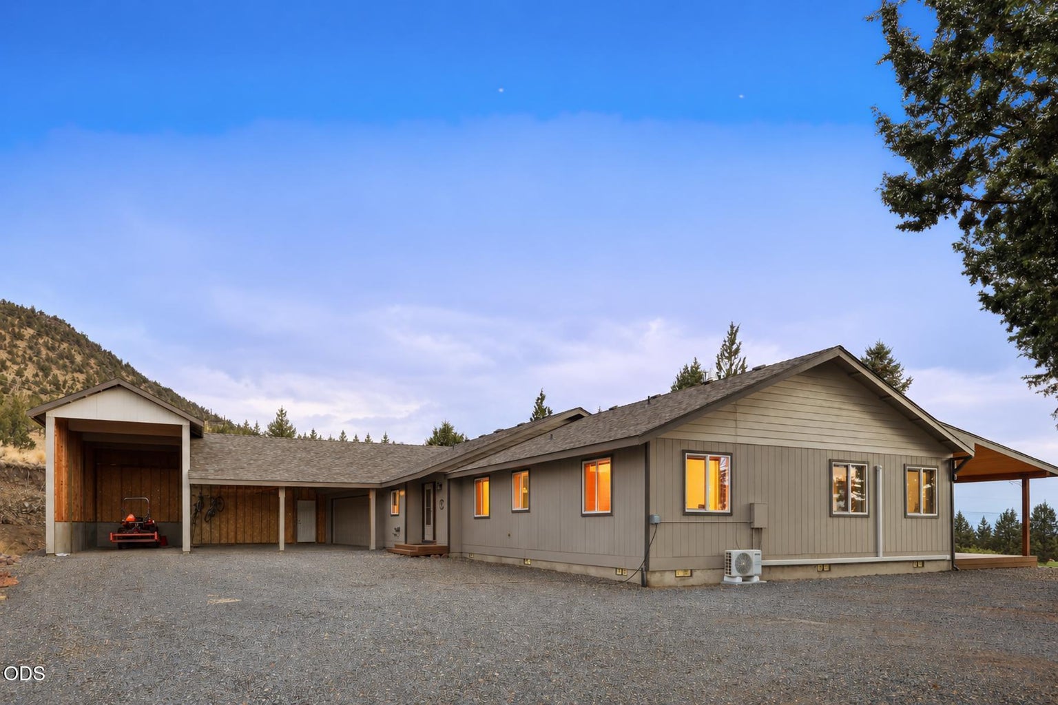 Photo of 11744 SW Red Cloud Road 4 of 82