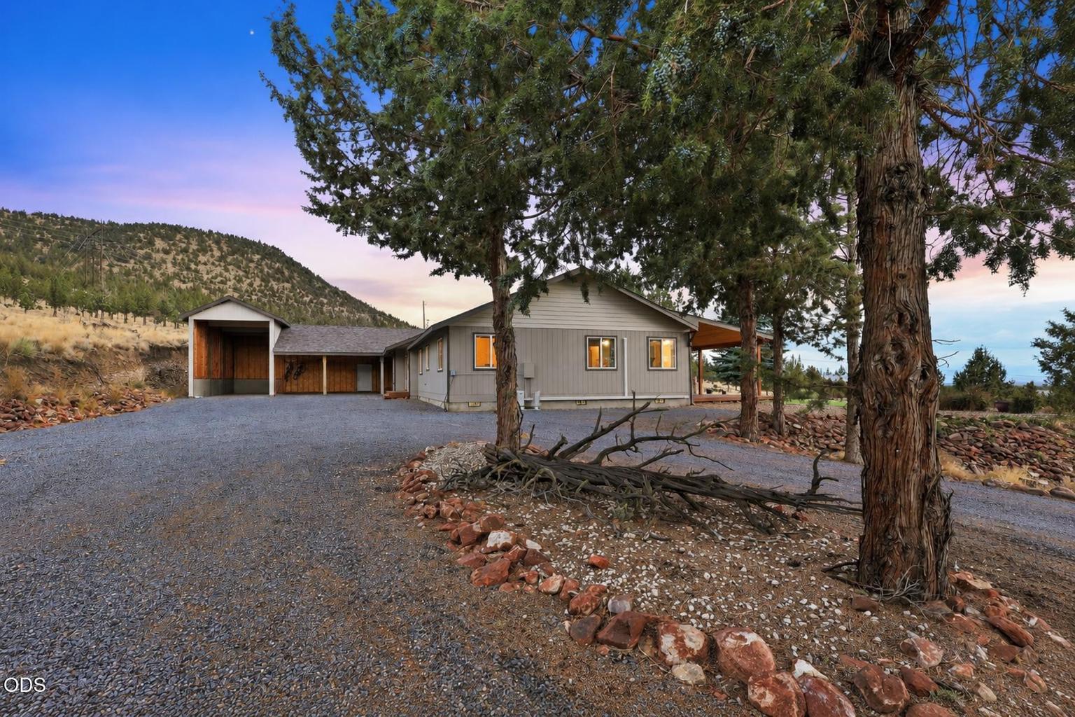 Photo of 11744 SW Red Cloud Road 29 of 82