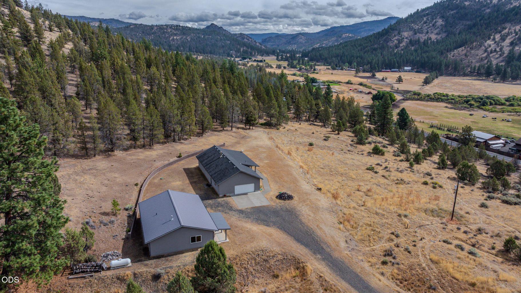 Photo of 3335 NE McKay Creek Road 3 of 50