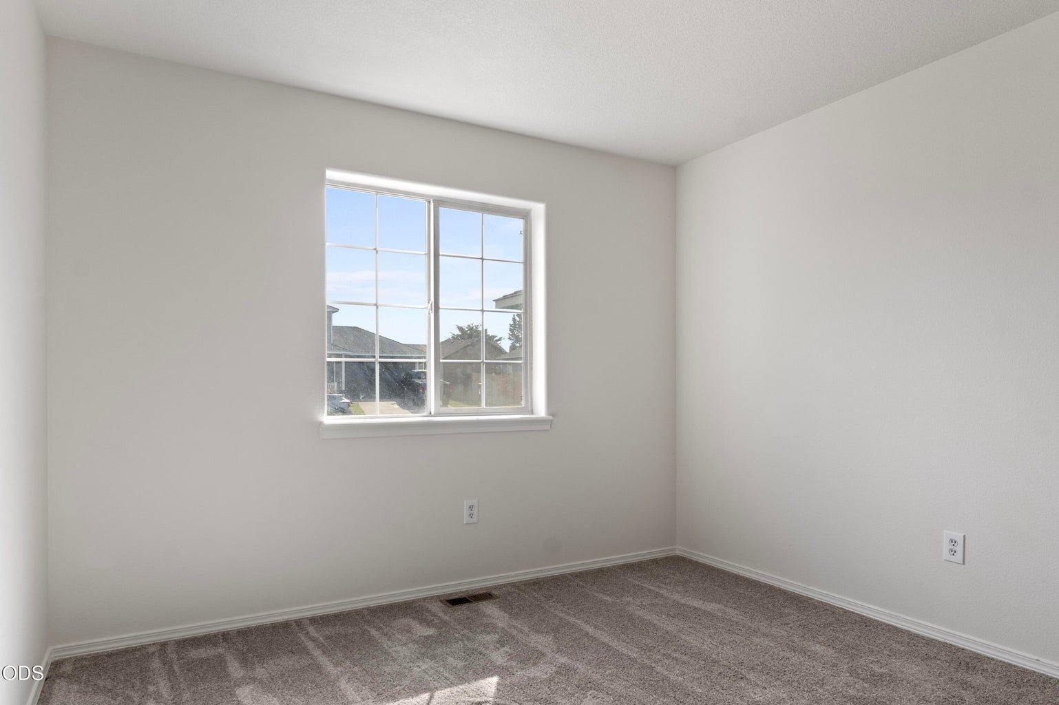 Photo of 2623 NE 6th Drive 18 of 23