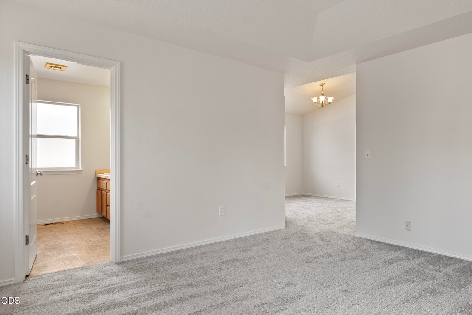 Photo of 2623 NE 6th Drive 13 of 23