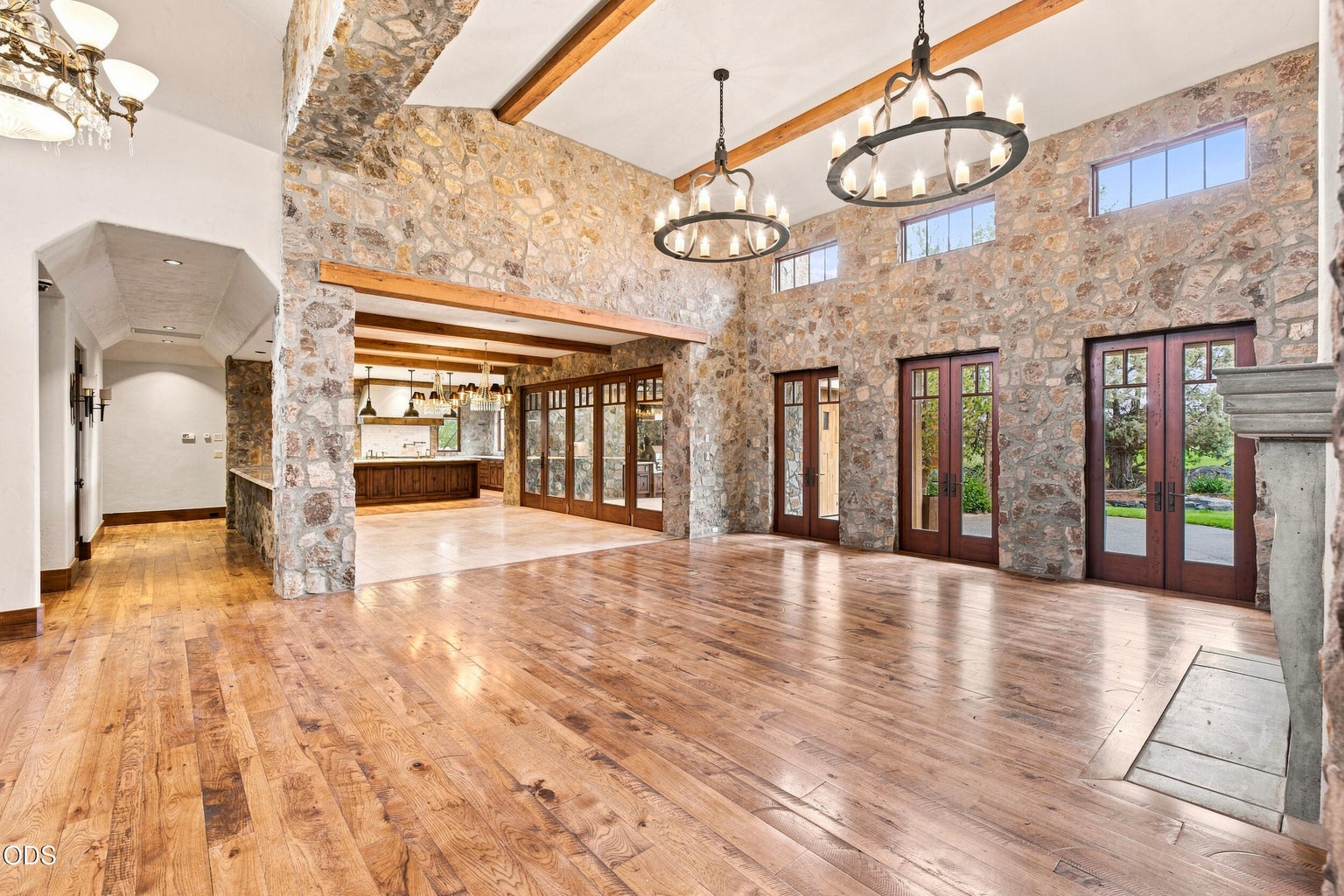 Photo of 23021 Brushline Court 9 of 47